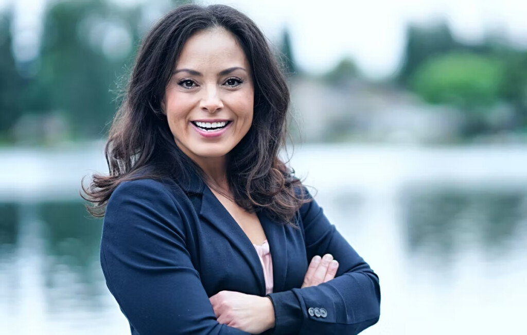 GLORIA SUELLA MENCHACA spring 2025 headshot